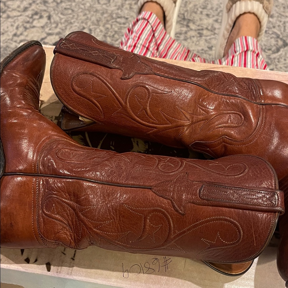 Lucchese Chestnut Leather Western Boots - Picture 4 of 4